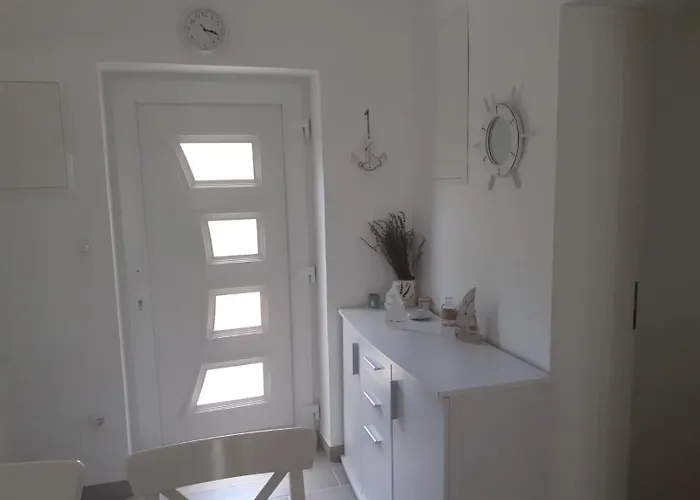 Nikica Apartamento Selce